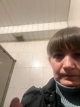 Butterfly8385 online show from December 2025 02:15:01 PM