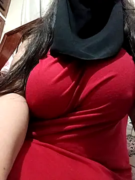 Snapshot of Ranya-50 chatting on October 2025 01:31:02 AM Ranya-50 online show from October 2025 01:31:02 AM