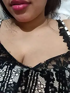 Snapshot of Ranya-50 chatting on October 2025 11:28:02 PM Ranya-50 online show from October 2025 11:28:02 PM