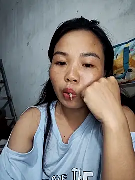 pusi xinh online show from October 2025 04:40:01 PM
