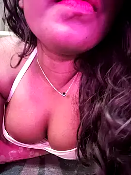 Lovely Payal online show from February 2026 01:28:01 PM