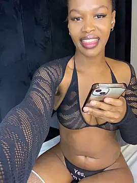 Snapshot of Lovee_Lucia chatting on December 2025 09:46:02 PM Lovee Lucia online show from December 2025 09:46:02 PM