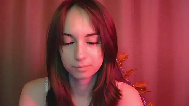 VeraLush online show from November 2025 01:43:01 PM