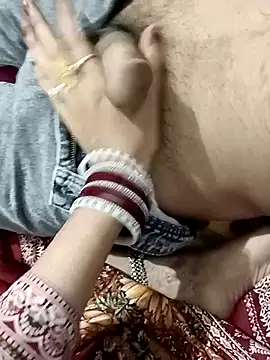 Snapshot of HOT-CPL-11 chatting on October 2025 05:47:03 PM HOT-CPL-11 online show from October 2025 05:47:03 PM