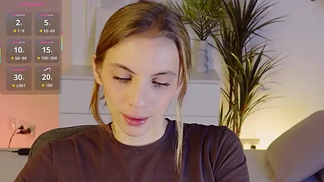 mia silkk online show from November 2025 06:13:01 AM