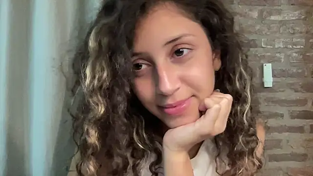 absoluthorrorfield online show from November 2025 04:34:01 AM