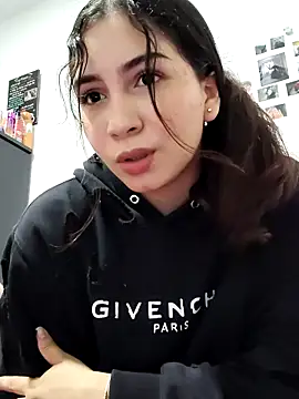 sophia salazar18 online show from October 2025 09:26:02 PM