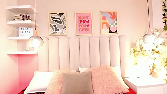 Isabella  gonzalez  online show from January 2026 03:32:01 AM