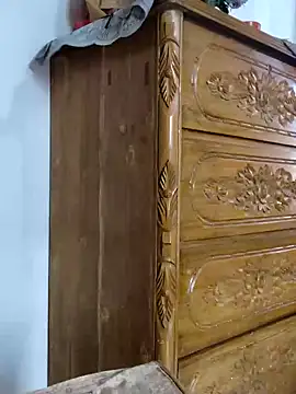 Tanha18 online show from November 2025 06:36:01 AM