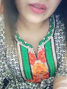 Tanha18 online show from November 2025 07:36:02 PM