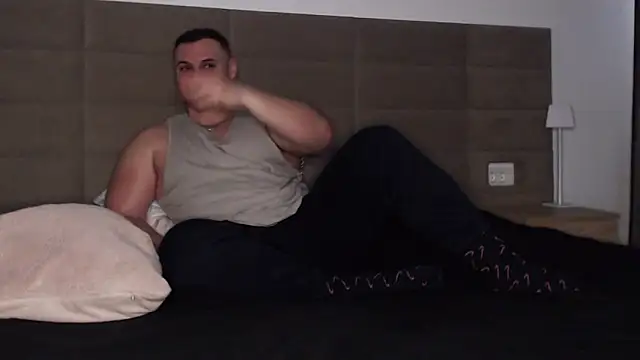 Snapshot of BriannSmith chatting on March 2026 10:11:02 AM BriannSmith online show from March 2026 10:11:02 AM