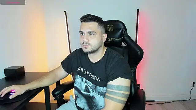 Danielbateson online show from October 2025 08:48:02 AM