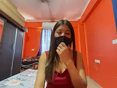 HOT HONEY10 online show from May 2026 05:56:01 AM