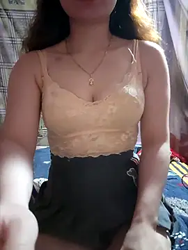 LeanaLy online show from December 2025 01:59:02 AM