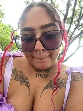 atennea diiossa online show from November 2025 04:03:01 PM