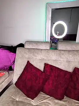 kitten25-hott online show from October 2025 02:01:01 AM