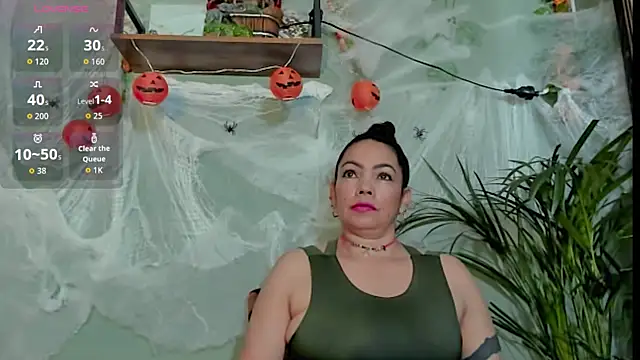 Sharlott smith online show from October 2025 10:32:02 PM