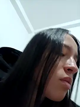 CARO ADAMS1 online show from December 2025 09:17:01 AM