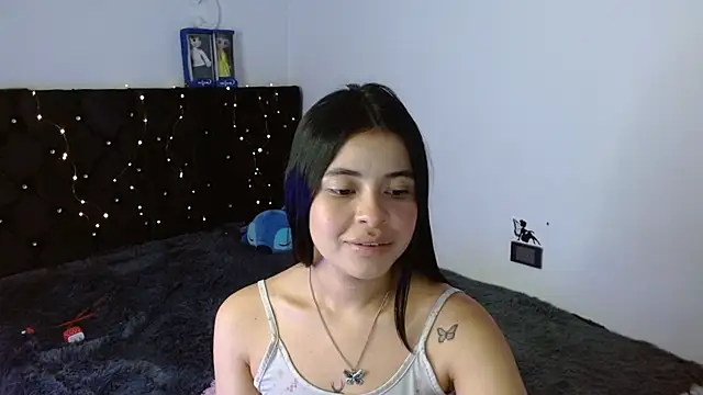 Megan ve online show from October 2025 02:14:02 AM