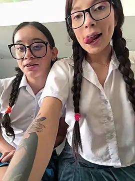 l0lita sweet online show from January 2026 03:28:02 PM