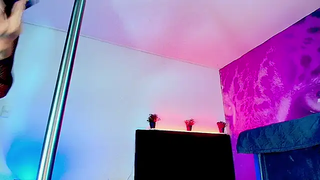 ANGEL EVIL S7 online show from November 2025 12:28:01 PM