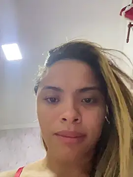 safadinhaquenteW online show from February 2026 04:27:01 AM