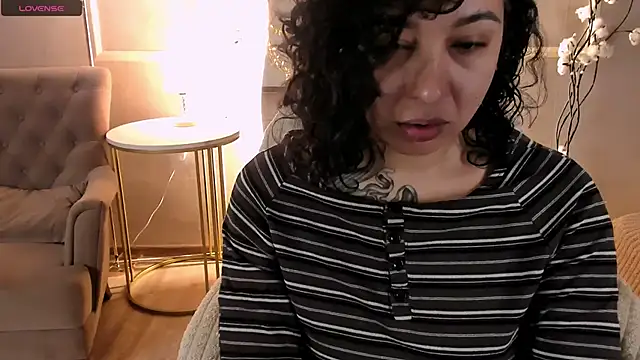 Aisha Goldstein online show from February 2026 06:06:02 AM