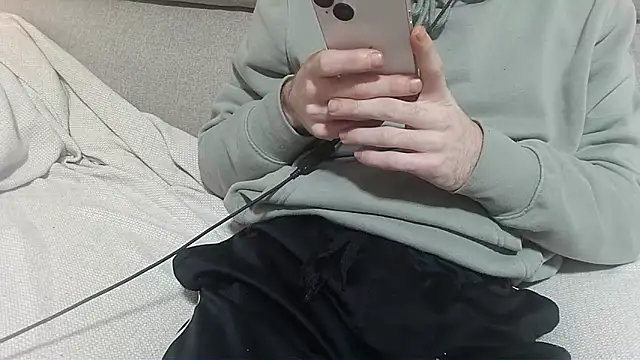 ZorroRomeo online show from January 2026 09:51:02 PM