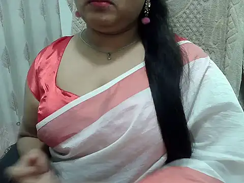 SexyRani2000 online show from May 2026 05:20:02 PM