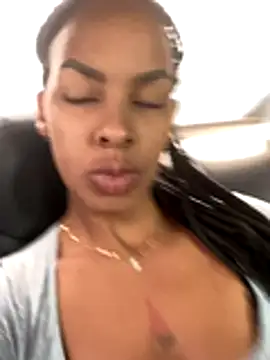 Jxxxa2 online show from October 2025 12:51:01 PM