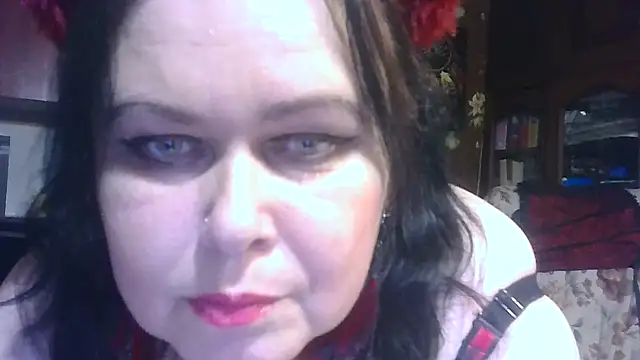 CharleeKendall online show from November 2025 05:15:01 PM