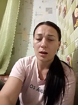 HollyDollsi online show from January 2026 09:28:01 PM