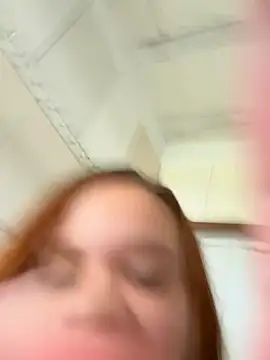 ruivinhadancer online show from November 2025 01:12:02 PM