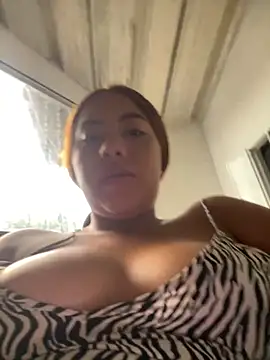 Snapshot of Emily_Joee chatting on November 2025 10:19:02 PM Emily Joee online show from November 2025 10:19:02 PM