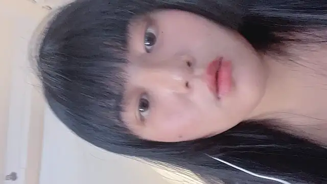 Snapshot of Ronana77 chatting on October 2025 08:59:02 AM Ronana77 online show from October 2025 08:59:02 AM
