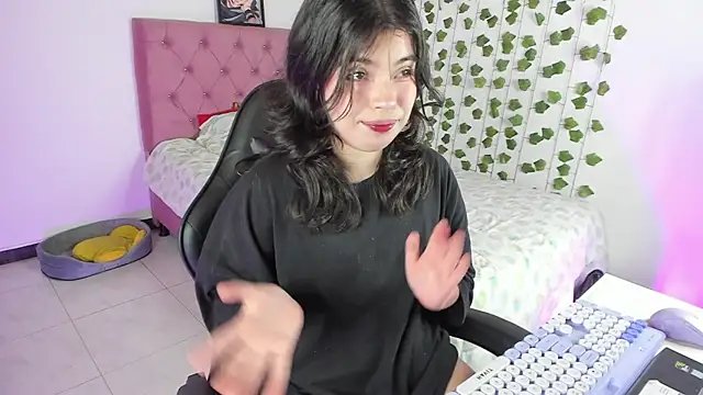 selina lovers  online show from October 2025 02:01:02 AM