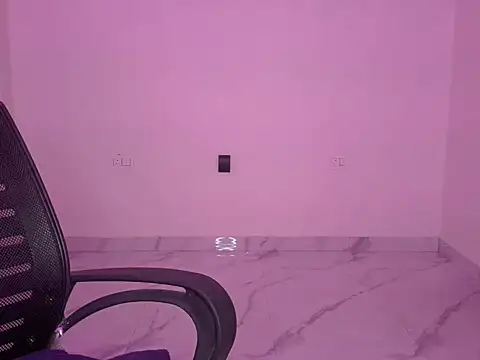 Snapshot of Rashiii_ chatting on October 2025 03:58:01 PM Rashiii online show from October 2025 03:58:01 PM