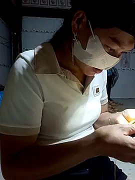 nat-tri online show from October 2025 05:57:01 PM