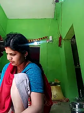 Karishma cute online show from December 2025 05:50:02 AM