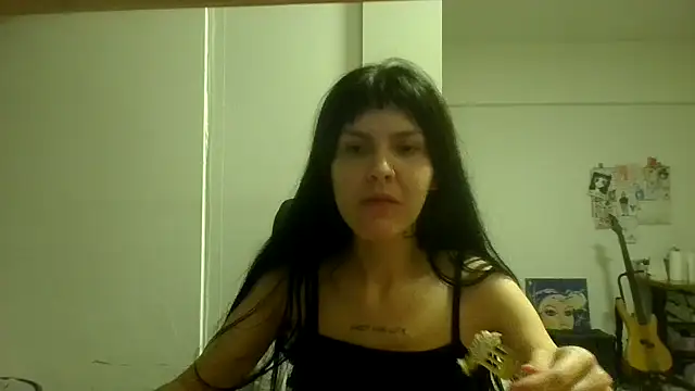 miapink33 online show from December 2025 04:55:01 AM