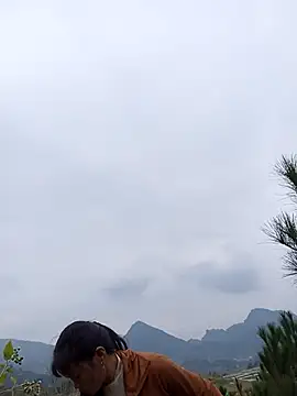 siusiu-00 online show from November 2025 02:54:01 AM