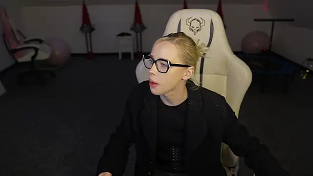 Jessica start online show from December 2025 11:14:02 AM