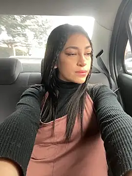 Snapshot of Cara-Hadley chatting on October 2025 12:28:02 PM Cara-Hadley online show from October 2025 12:28:02 PM