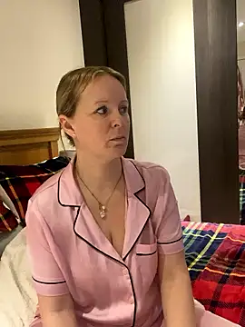 madamlillyrose online show from January 2026 08:08:01 AM