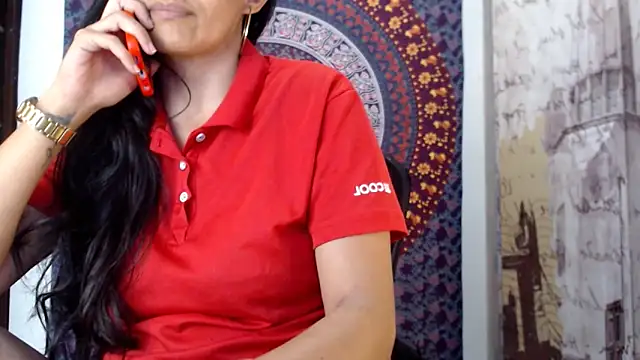 Lucyy Naugthy online show from February 2026 01:35:02 AM