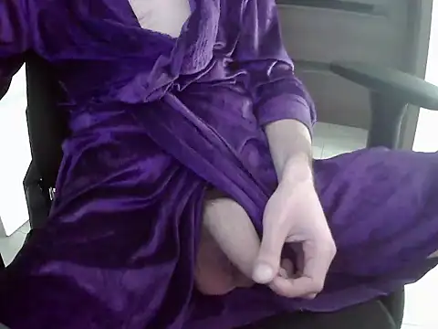 Batboy94 online show from November 2025 10:59:02 PM