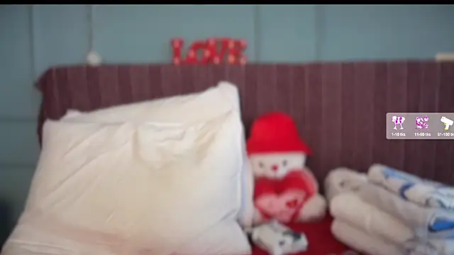  Nefertiti online show from February 2026 10:25:02 AM