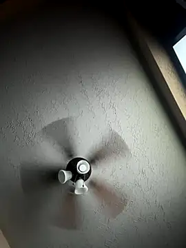 AlexRZ93 online show from October 2025 06:37:02 AM