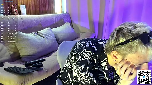 Logan mett online show from April 2026 12:10:01 PM