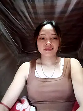 Snapshot of huhu-sexxy chatting on November 2025 09:47:01 PM huhu-sexxy online show from November 2025 09:47:01 PM